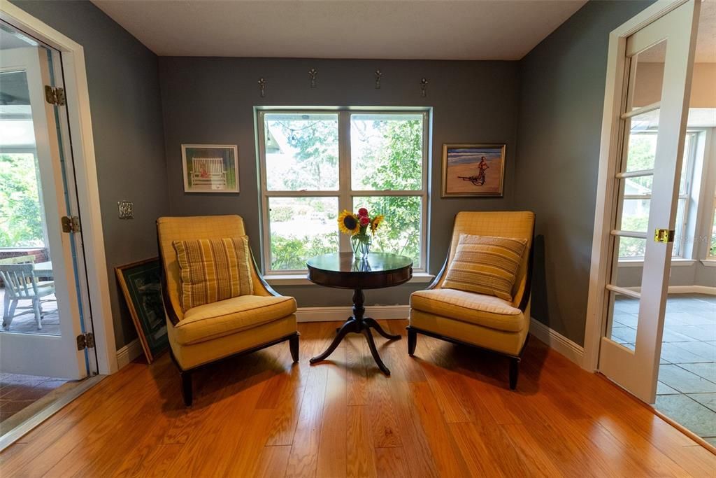 For Sale: $759,900 (4 beds, 2 baths, 3343 Square Feet)