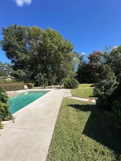 For Sale: $759,900 (4 beds, 2 baths, 3343 Square Feet)