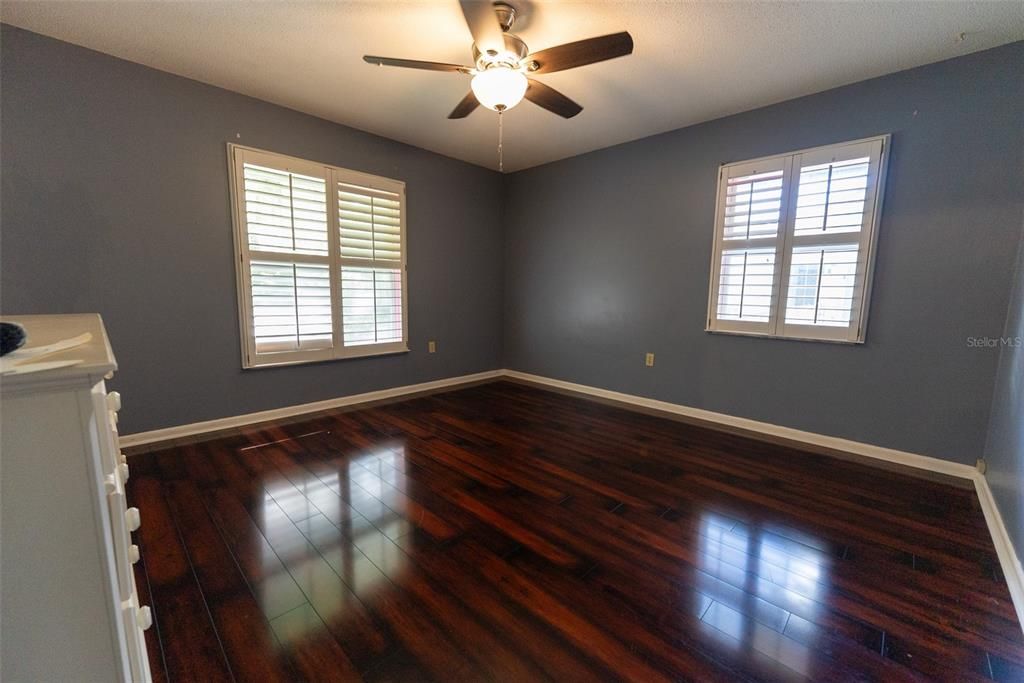 For Sale: $759,900 (4 beds, 2 baths, 3343 Square Feet)