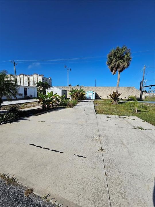 待售: $55,000 (0.05 acres)