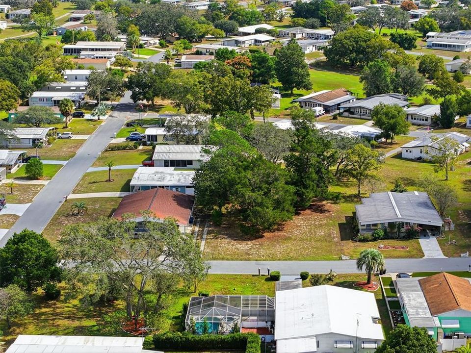 For Sale: $214,900 (2 beds, 2 baths, 1408 Square Feet)