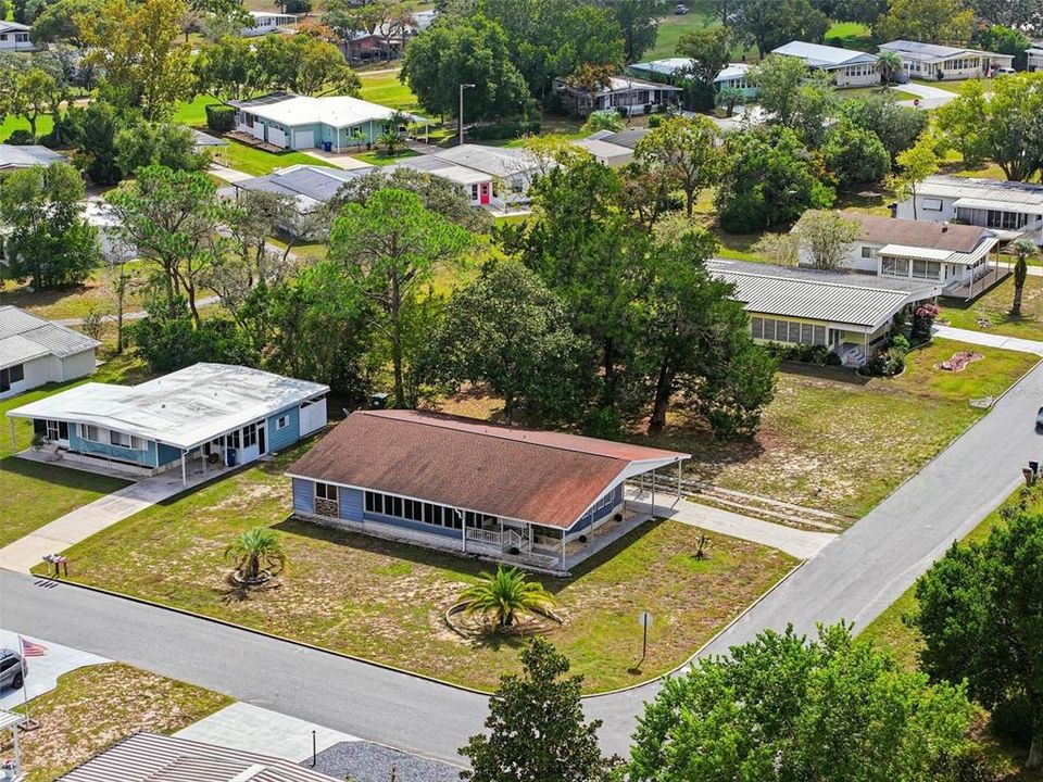 For Sale: $214,900 (2 beds, 2 baths, 1408 Square Feet)