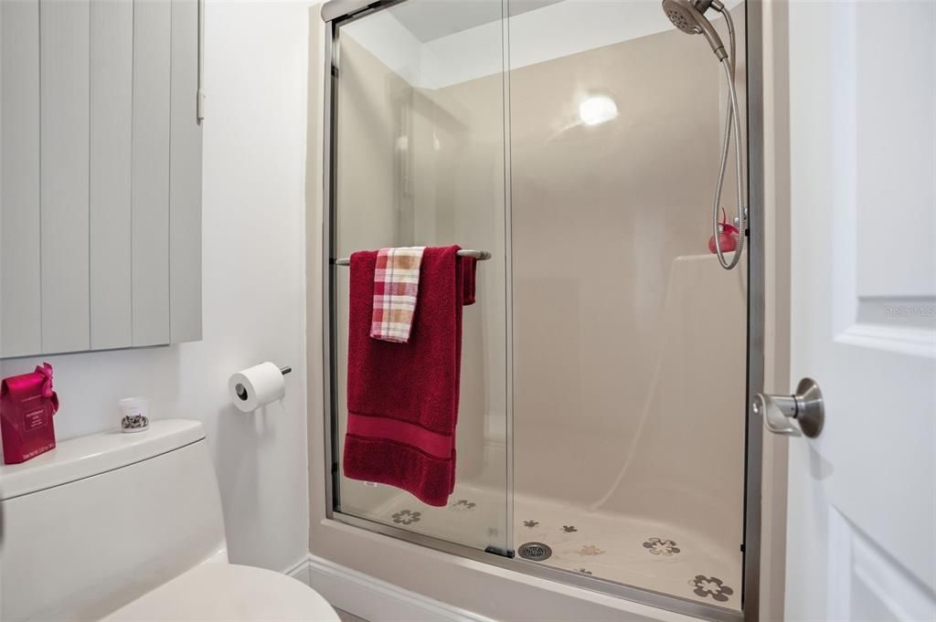 For Sale: $214,900 (2 beds, 2 baths, 1408 Square Feet)