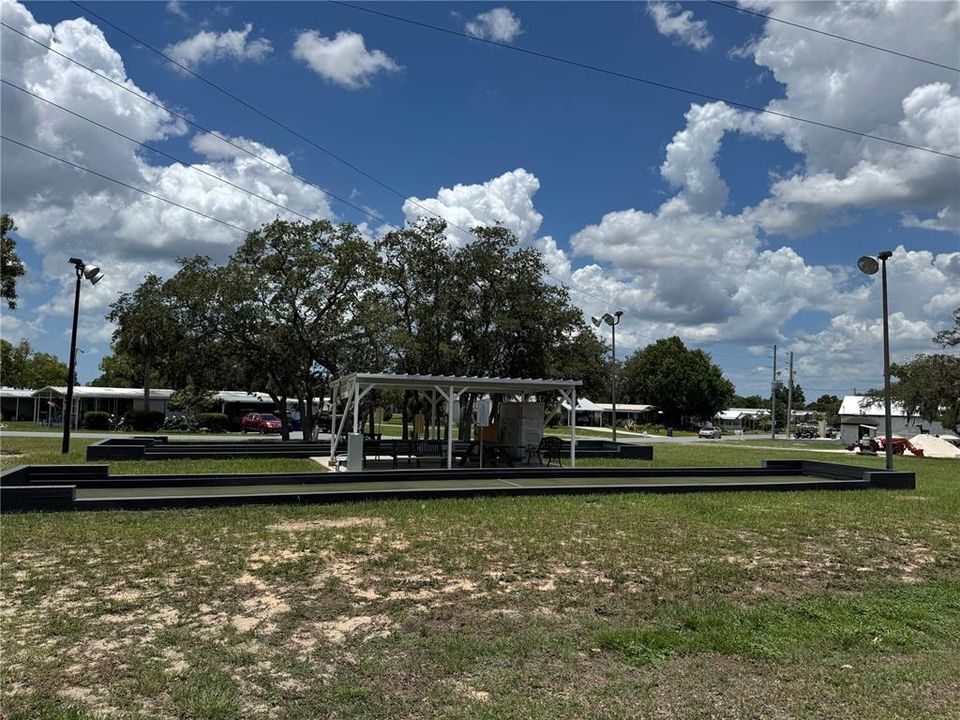 For Sale: $214,900 (2 beds, 2 baths, 1408 Square Feet)