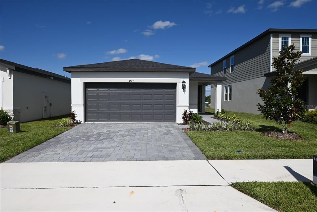 For Rent: $1,990 (4 beds, 2 baths, 1607 Square Feet)