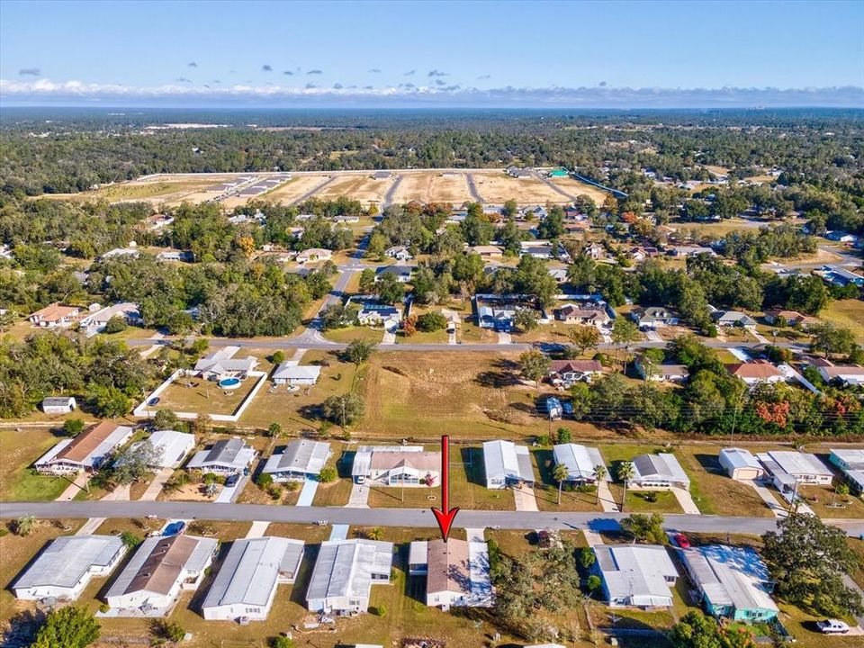 合同活跃: $165,000 (2 贝兹, 2 浴室, 1248 平方英尺)