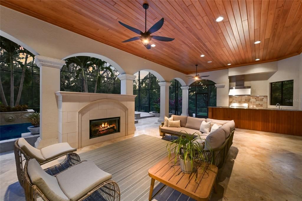 For Sale: $3,350,000 (4 beds, 5 baths, 6376 Square Feet)