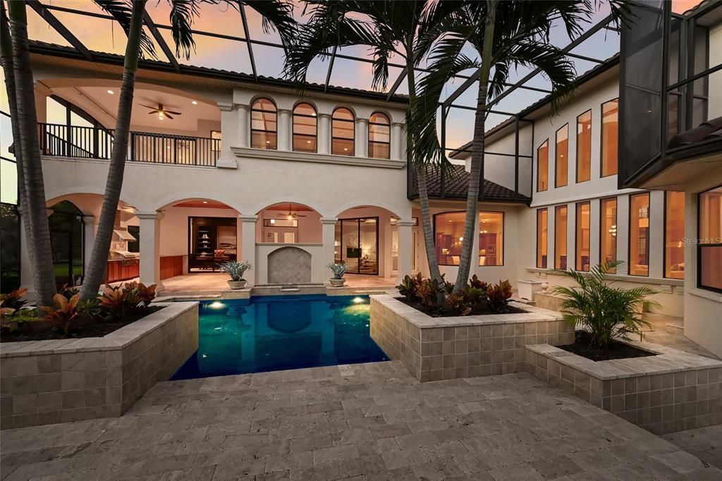 For Sale: $3,350,000 (4 beds, 5 baths, 6376 Square Feet)