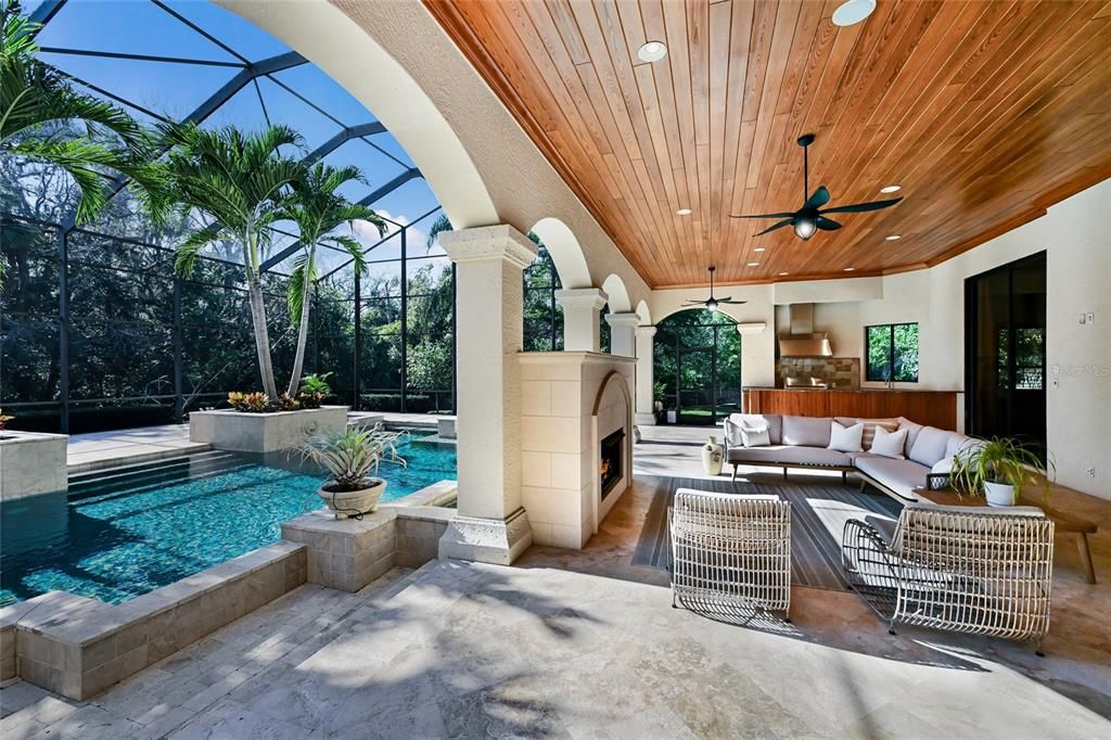 For Sale: $3,350,000 (4 beds, 5 baths, 6376 Square Feet)