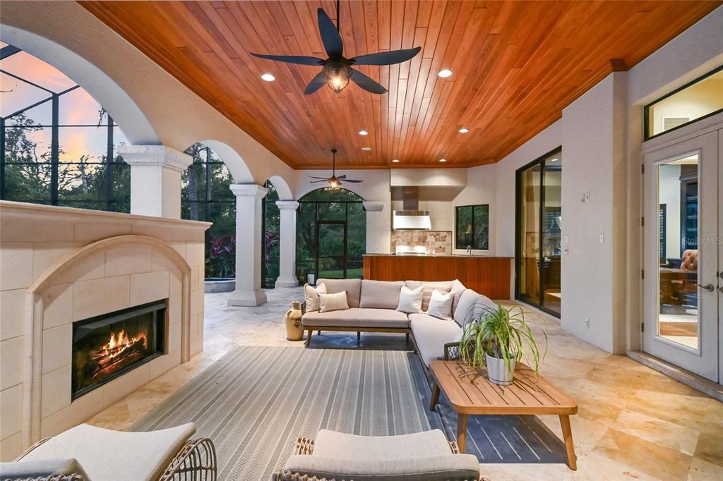 For Sale: $3,350,000 (4 beds, 5 baths, 6376 Square Feet)