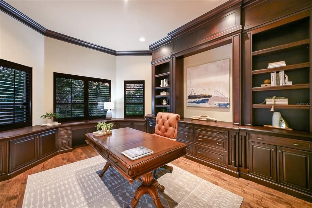 For Sale: $3,350,000 (4 beds, 5 baths, 6376 Square Feet)