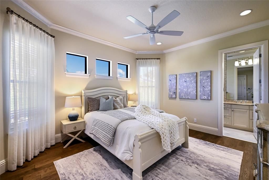 For Sale: $3,350,000 (4 beds, 5 baths, 6376 Square Feet)