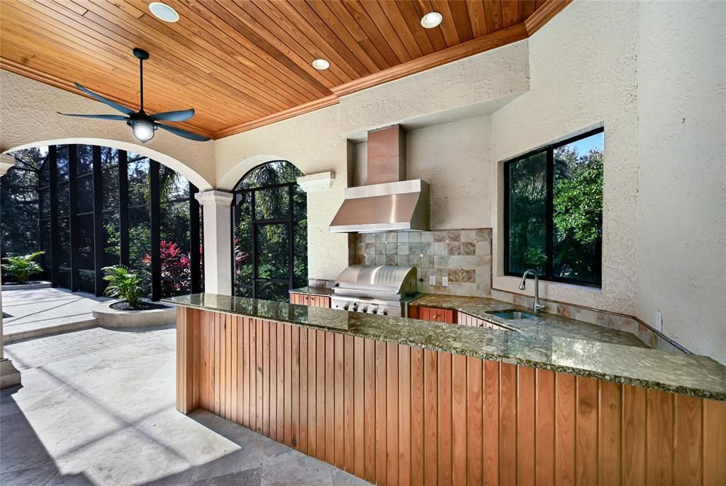 For Sale: $3,350,000 (4 beds, 5 baths, 6376 Square Feet)