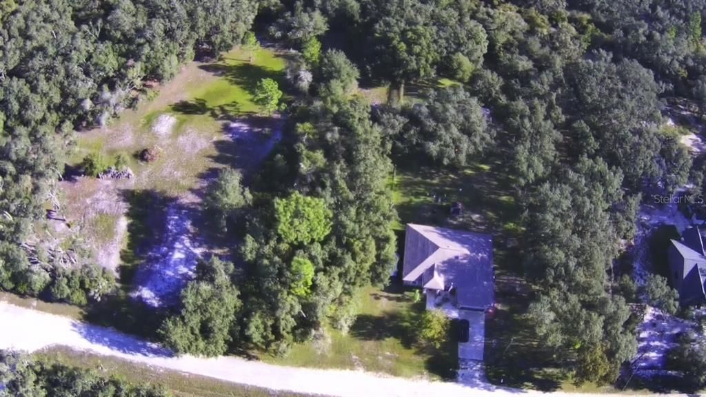 На продажу: $27,500 (0.55 acres)