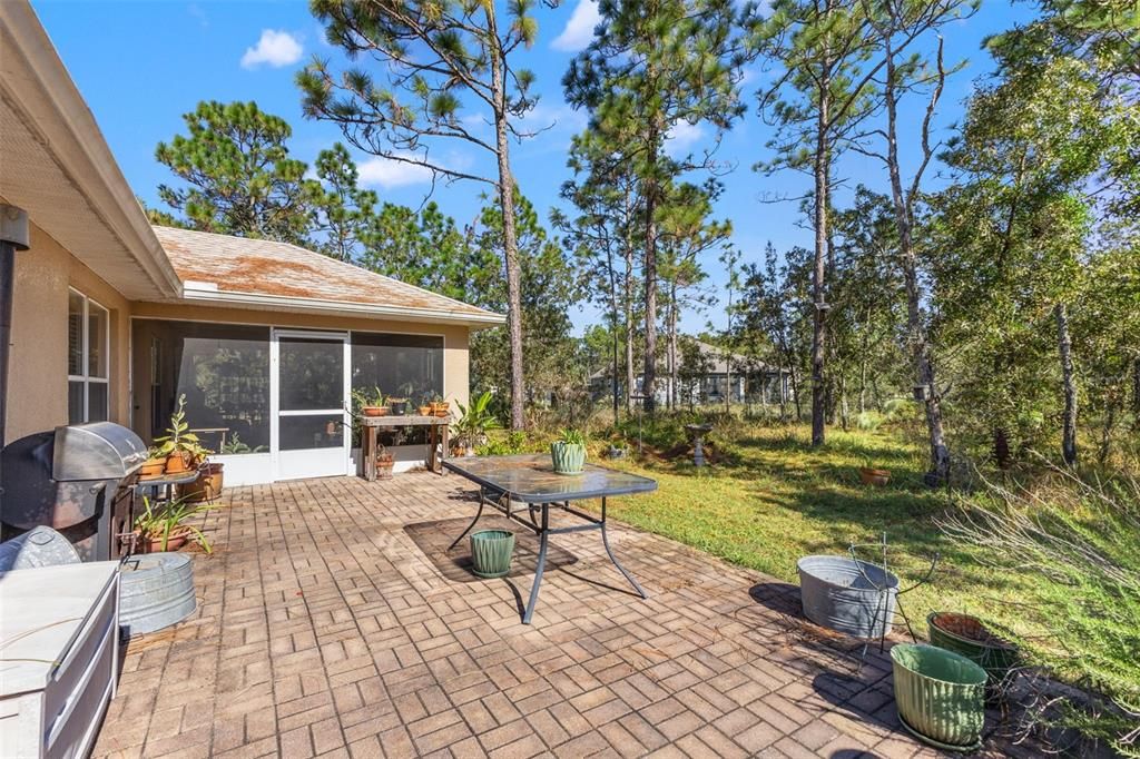 En Venta: $359,000 (4 camas, 2 baños, 2429 Pies cuadrados)