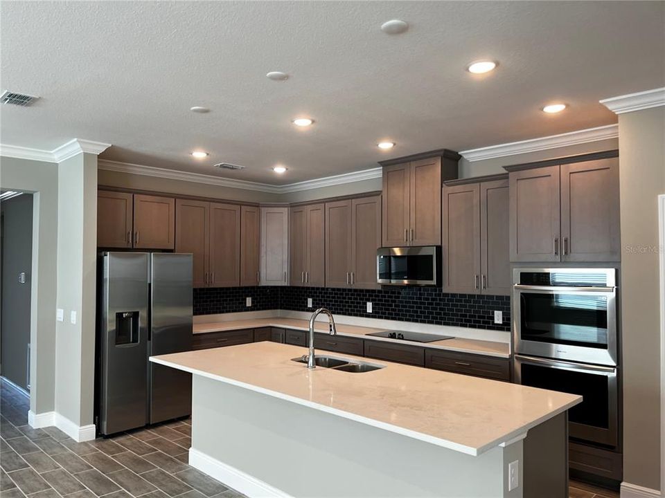 待售: $469,990 (4 贝兹, 2 浴室, 2151 平方英尺)