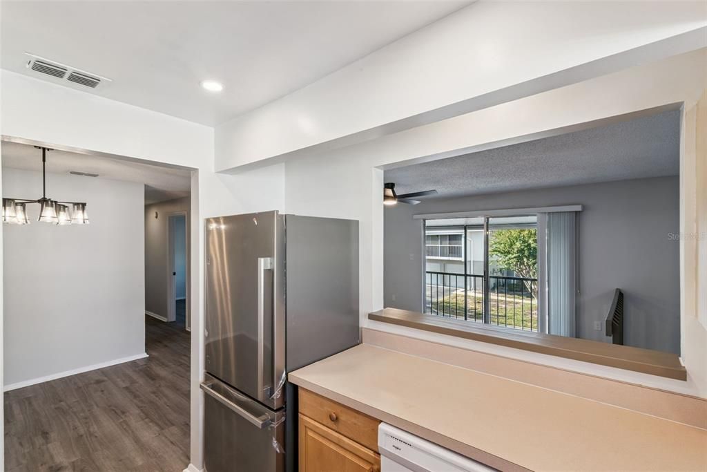 En Venta: $200,000 (2 camas, 2 baños, 1084 Pies cuadrados)