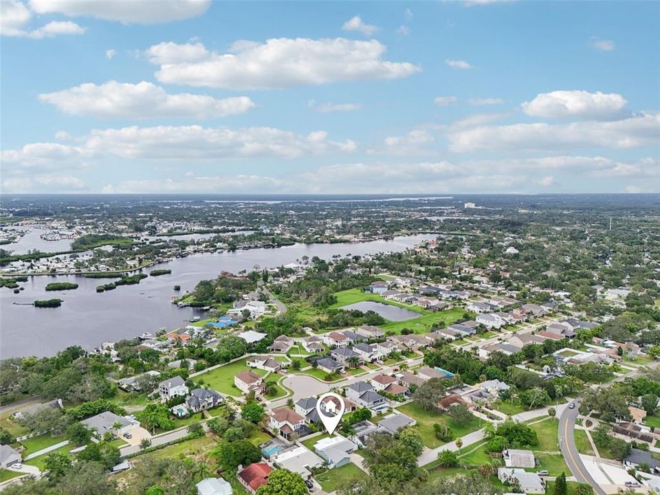 For Rent: $2,400 (2 beds, 2 baths, 1644 Square Feet)