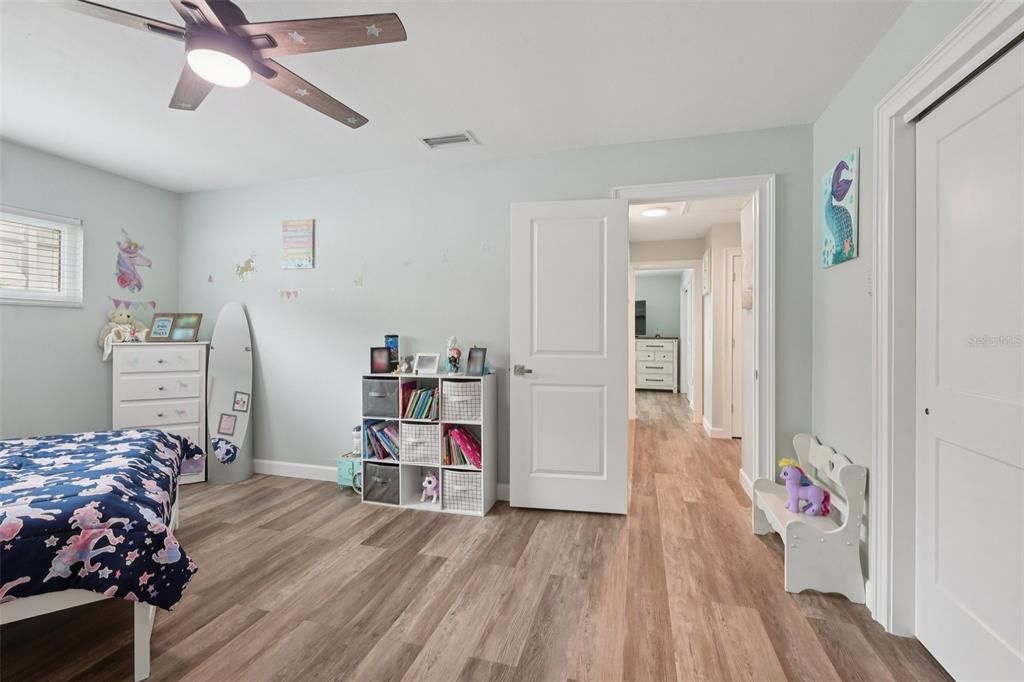 For Rent: $2,400 (2 beds, 2 baths, 1644 Square Feet)