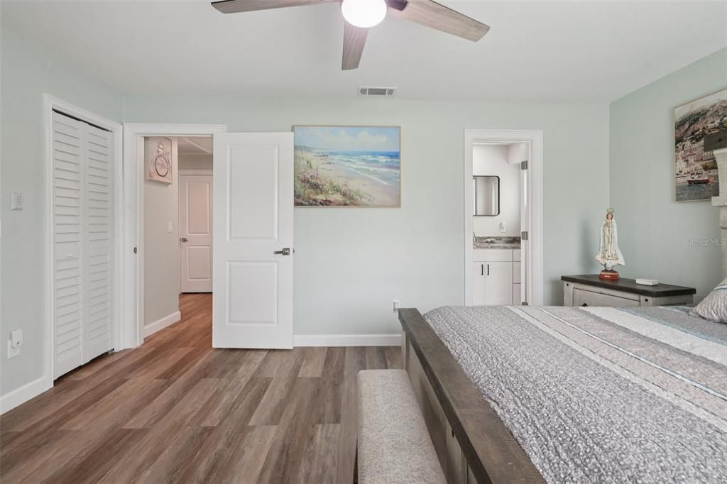 For Rent: $2,400 (2 beds, 2 baths, 1644 Square Feet)