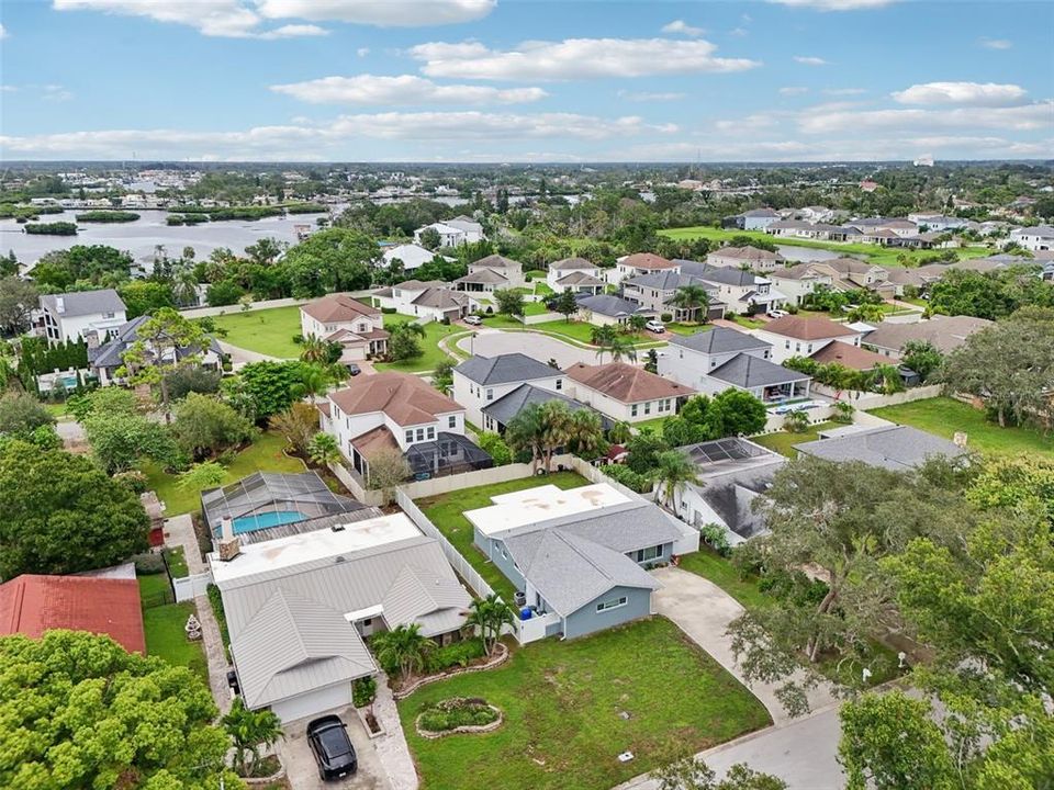 For Rent: $2,400 (2 beds, 2 baths, 1644 Square Feet)