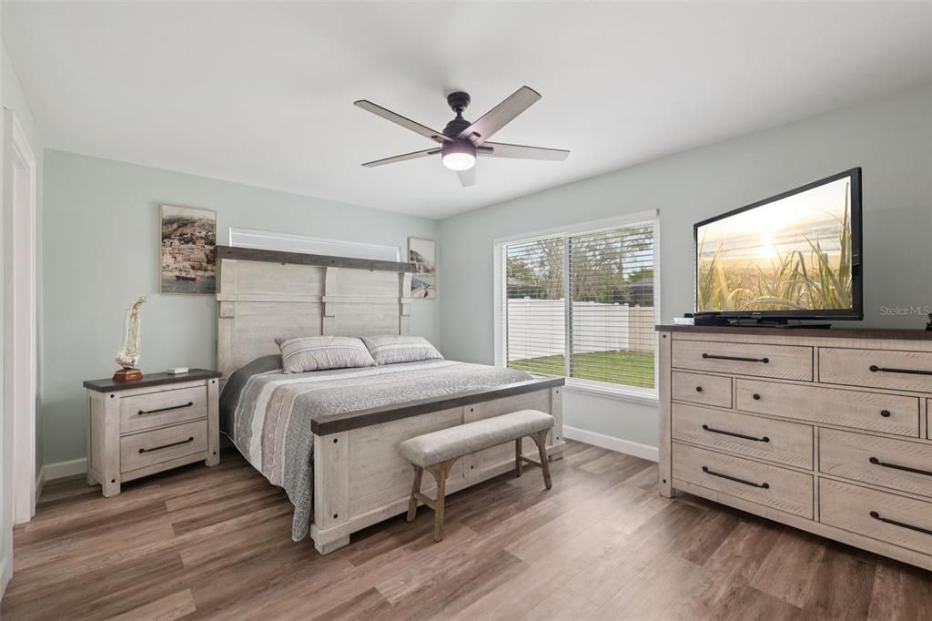 For Rent: $2,400 (2 beds, 2 baths, 1644 Square Feet)