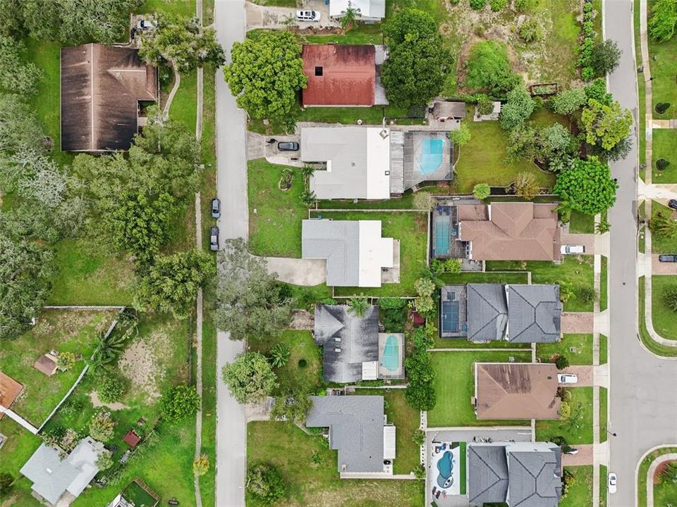 For Rent: $2,400 (2 beds, 2 baths, 1644 Square Feet)