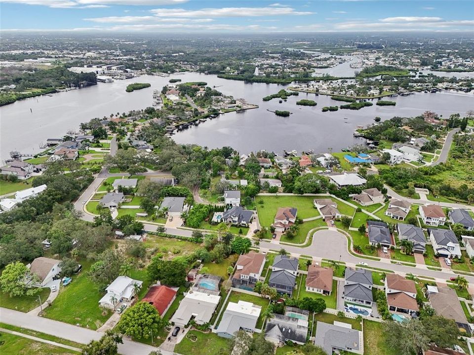 For Rent: $2,400 (2 beds, 2 baths, 1644 Square Feet)