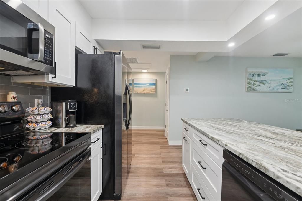 For Rent: $2,400 (2 beds, 2 baths, 1644 Square Feet)