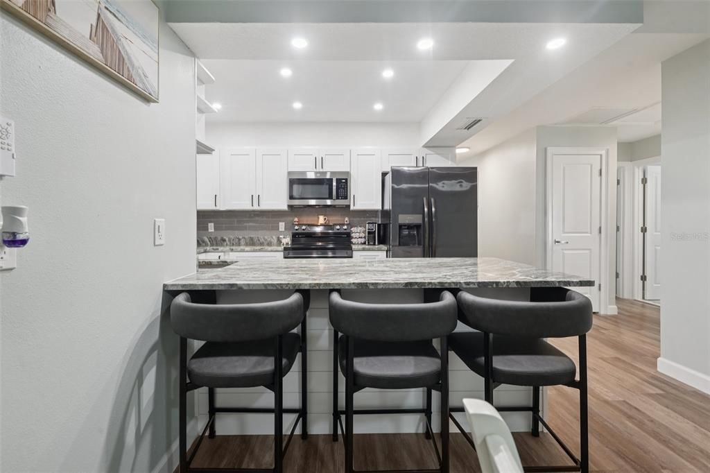 For Rent: $2,400 (2 beds, 2 baths, 1644 Square Feet)