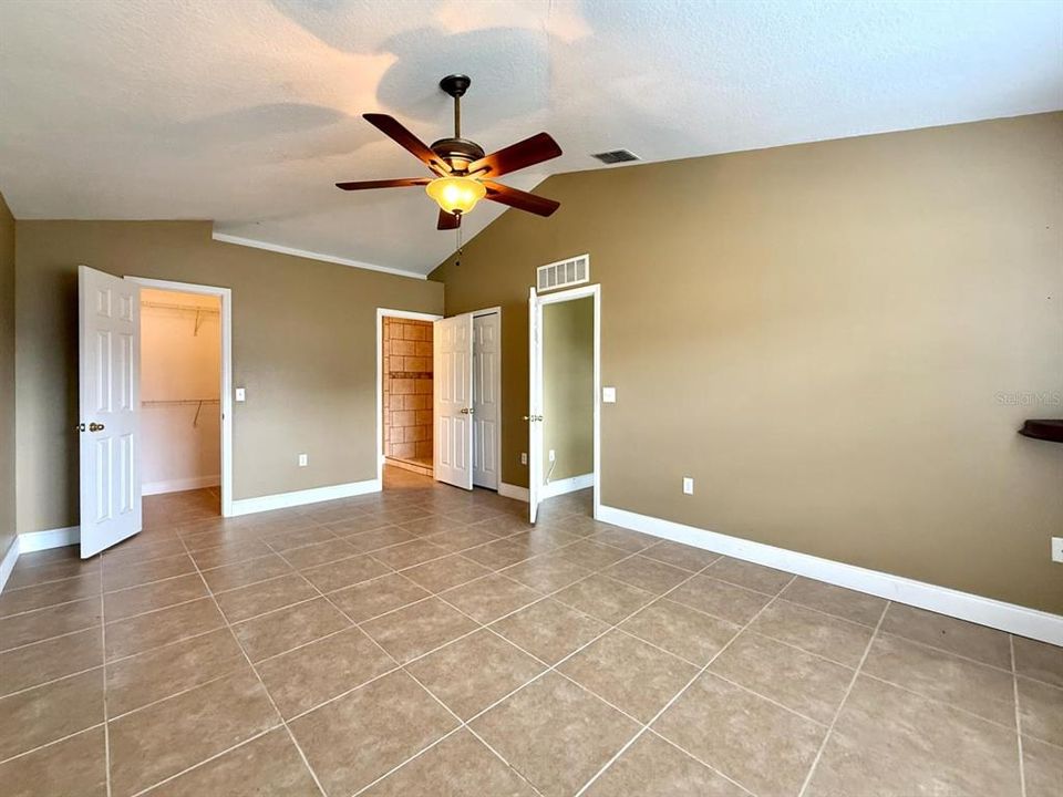 En Venta: $289,000 (3 camas, 2 baños, 1535 Pies cuadrados)