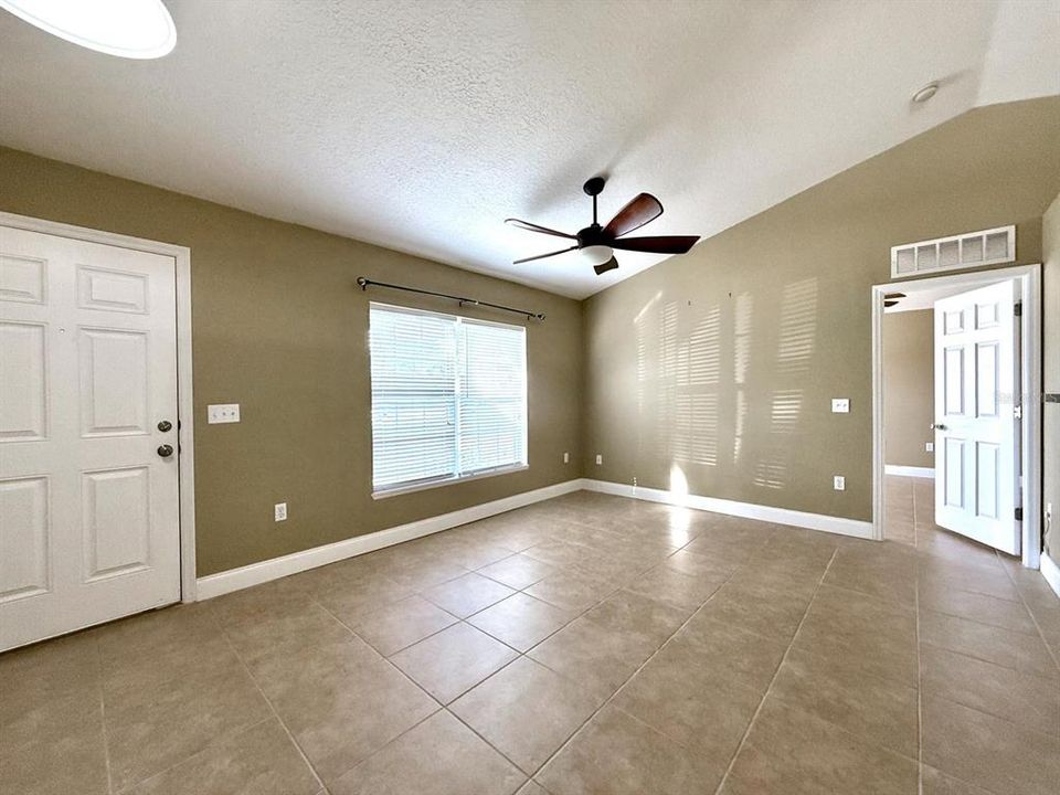 En Venta: $289,000 (3 camas, 2 baños, 1535 Pies cuadrados)