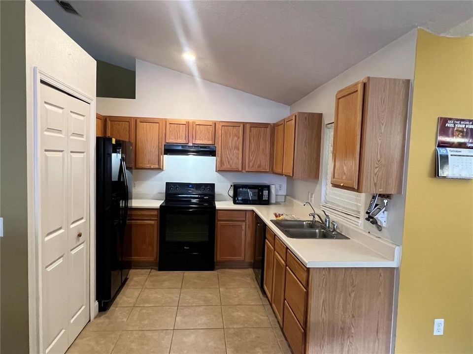 待售: $289,000 (3 贝兹, 2 浴室, 1535 平方英尺)