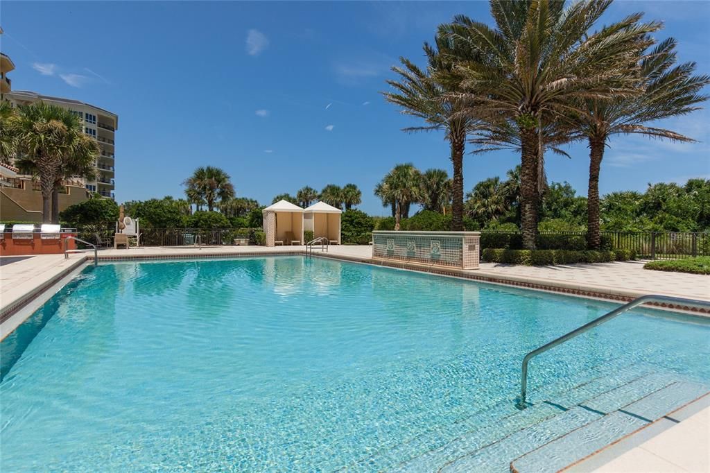 Active With Contract: $1,599,000 (4 beds, 3 baths, 2840 Square Feet)