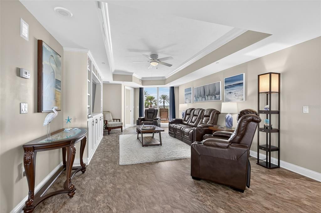 Active With Contract: $1,599,000 (4 beds, 3 baths, 2840 Square Feet)