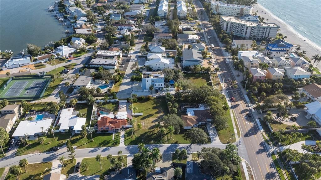 待售: $650,000 (0.31 acres)