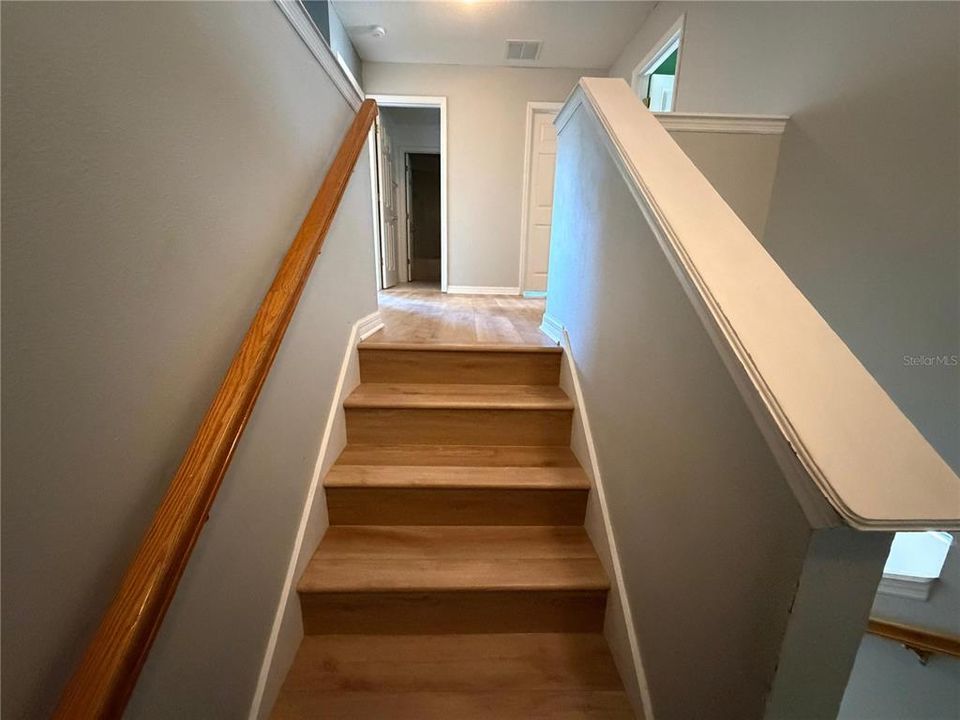 For Rent: $2,600 (5 beds, 3 baths, 2693 Square Feet)