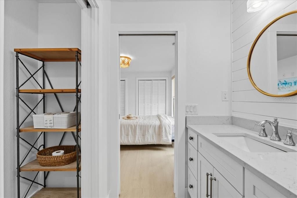 В аренду: $3,000 (2 спален, 2 ванн, 900 Квадратных фут)