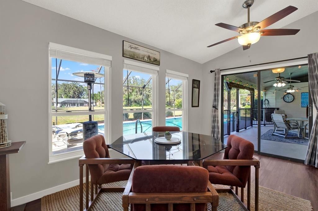 For Sale: $345,000 (3 beds, 2 baths, 1939 Square Feet)