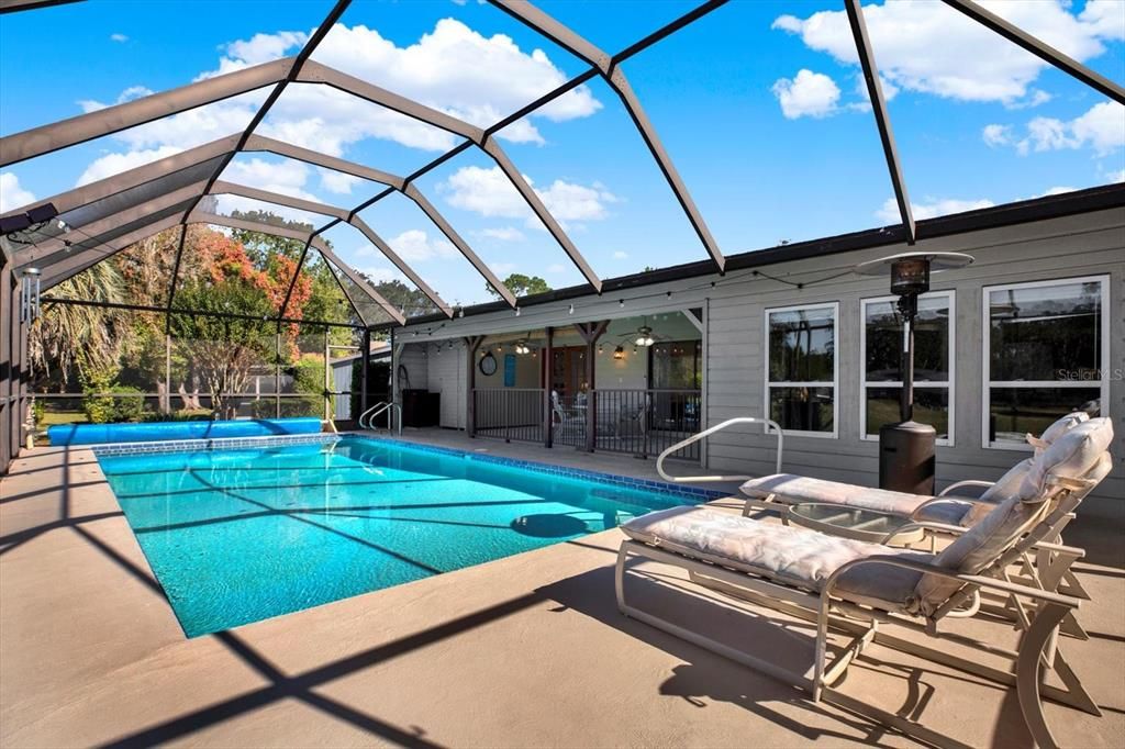 For Sale: $345,000 (3 beds, 2 baths, 1939 Square Feet)