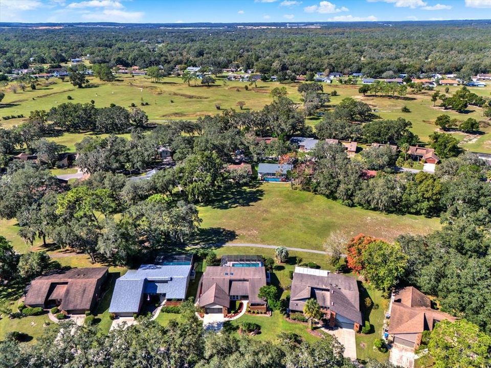 For Sale: $345,000 (3 beds, 2 baths, 1939 Square Feet)