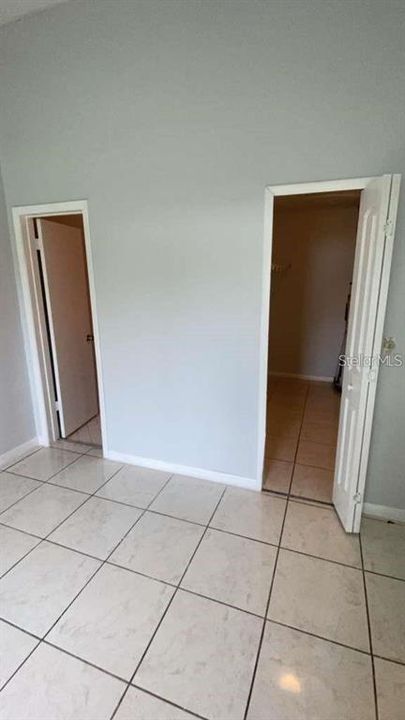 For Sale: $117,800 (2 beds, 2 baths, 1073 Square Feet)