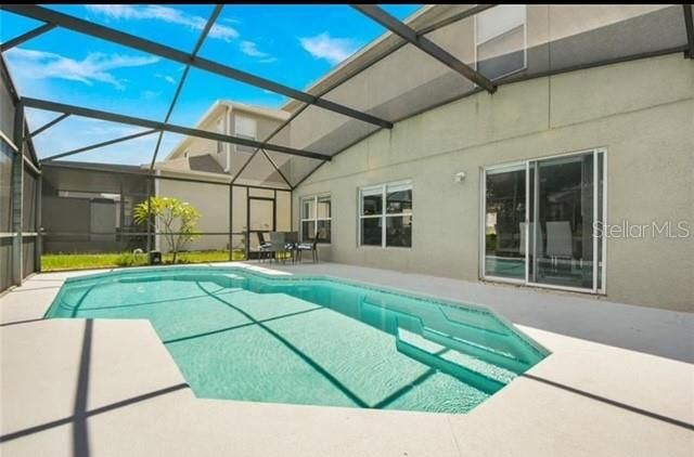 For Rent: $2,800 (4 beds, 3 baths, 2616 Square Feet)