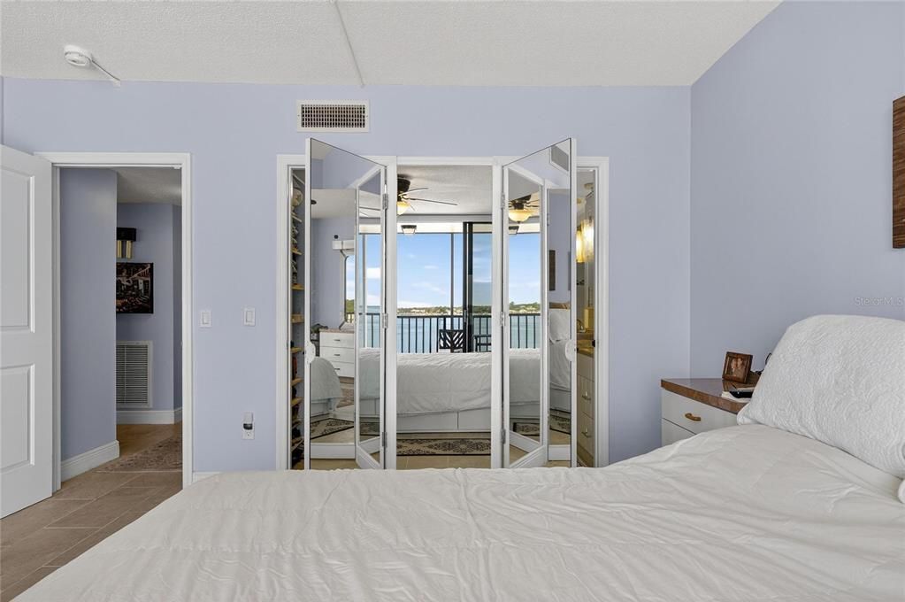 For Rent: $3,450 (2 beds, 2 baths, 1290 Square Feet)