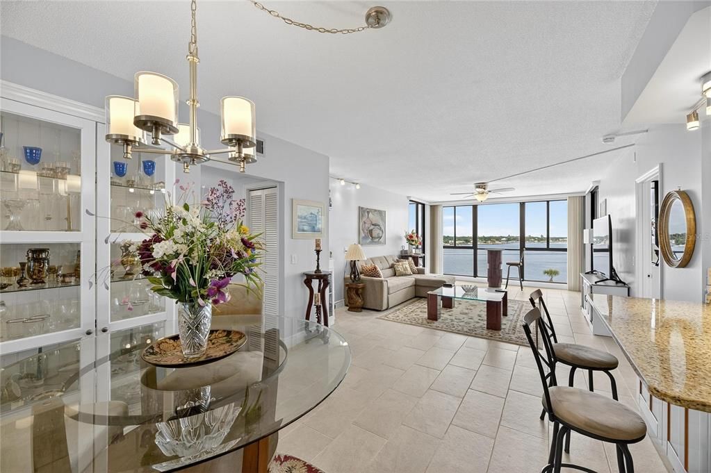 For Rent: $3,450 (2 beds, 2 baths, 1290 Square Feet)