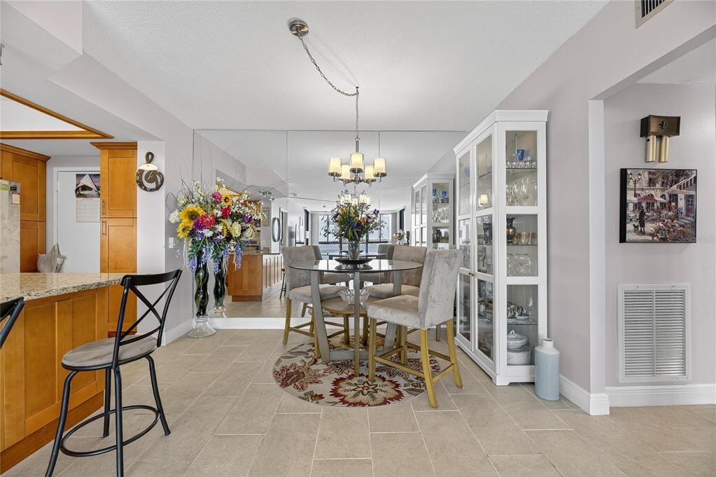 For Rent: $3,450 (2 beds, 2 baths, 1290 Square Feet)