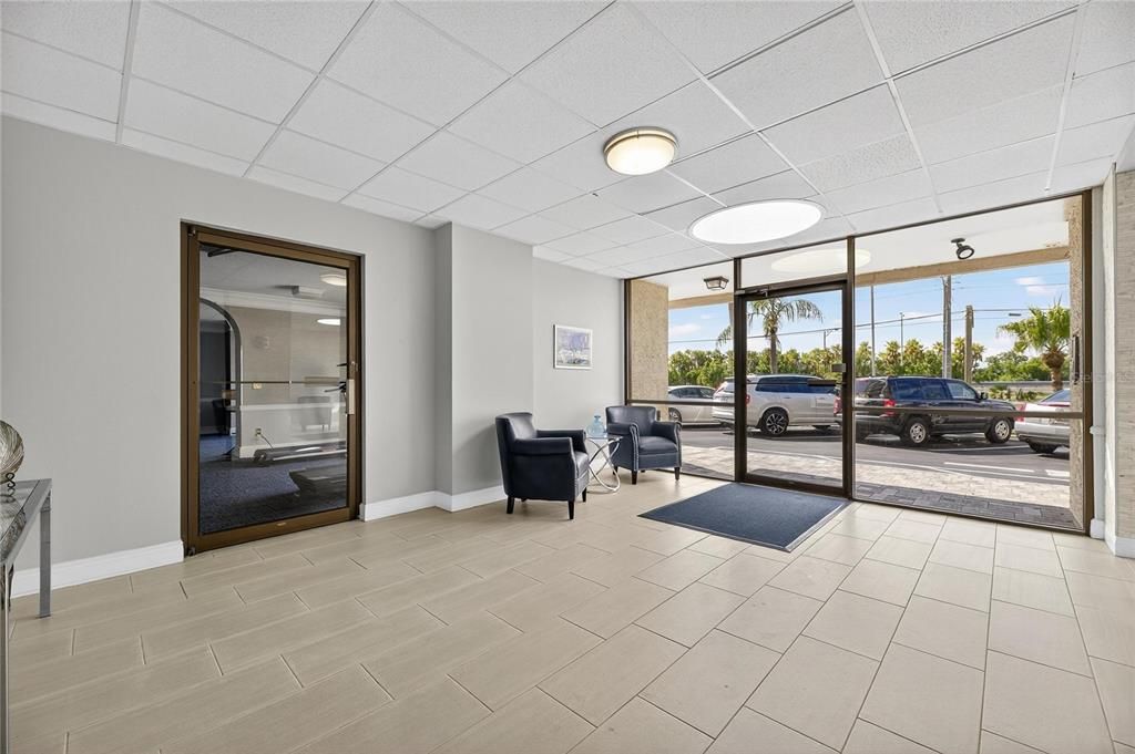 For Rent: $3,450 (2 beds, 2 baths, 1290 Square Feet)