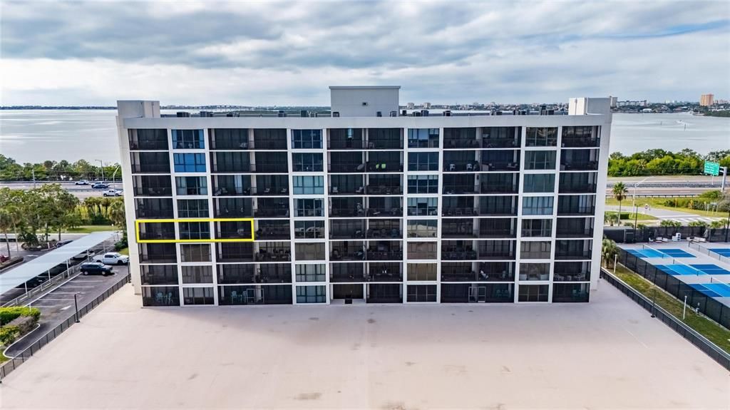 For Rent: $3,450 (2 beds, 2 baths, 1290 Square Feet)