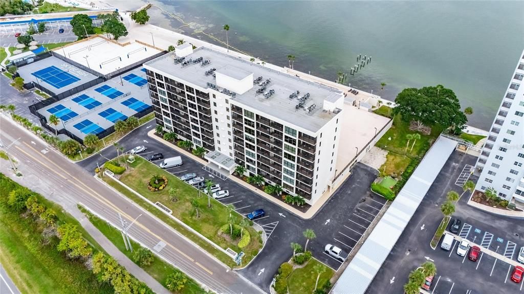 For Rent: $3,450 (2 beds, 2 baths, 1290 Square Feet)