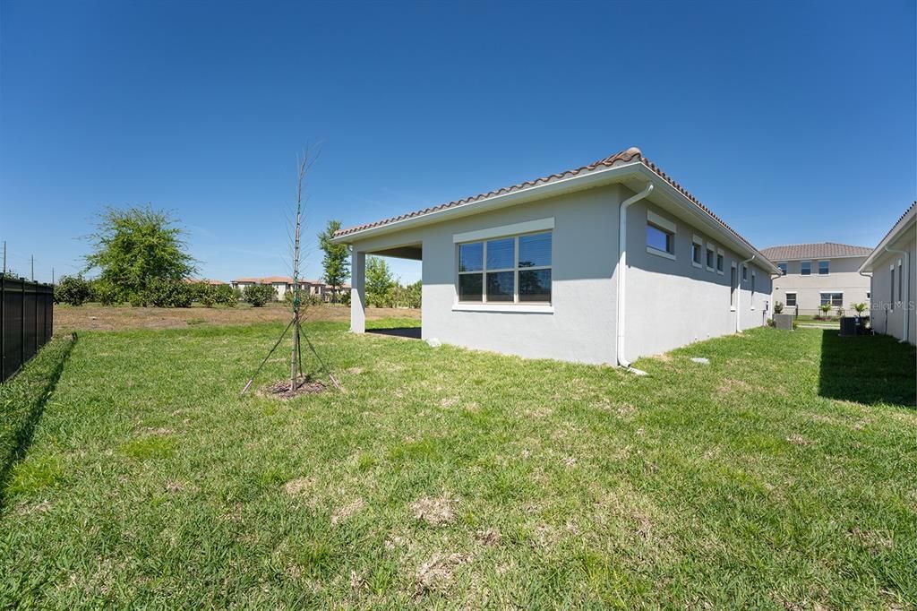 For Rent: $3,100 (3 beds, 2 baths, 1617 Square Feet)